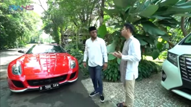 Raffi Ahmad Nekat ‘Curi’ Tas Nagita Demi Panjer Mobil Ferrari Langka