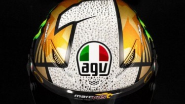 Helm Joan Mir Juara MotoGP